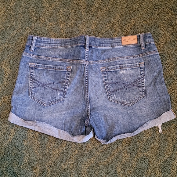 Aeropostale distressed shorts - Picture 2 of 4